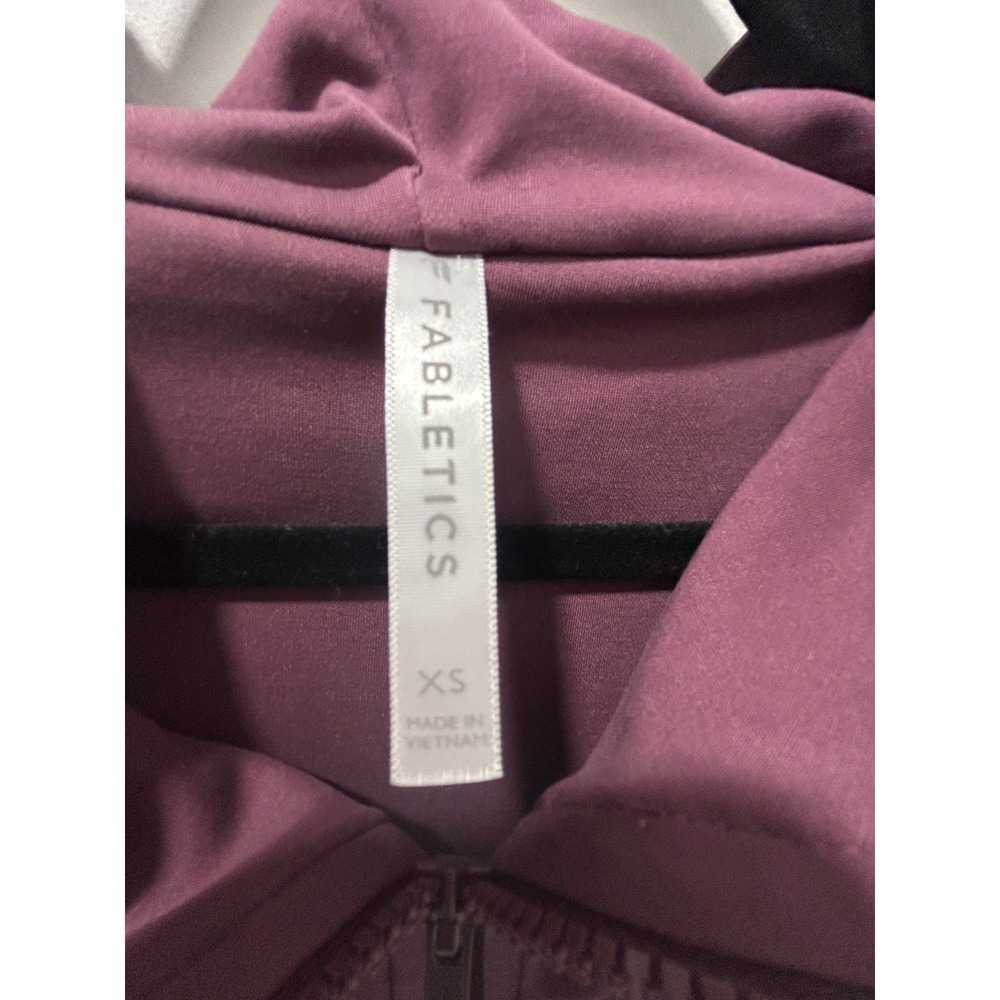 Fabletics Plum Purple Cinched Waist Full Zip Hooded Jacket Thumbholes Size XS - Picture 4 of 12
